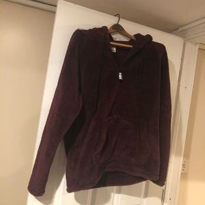 PINK burgundy colored sherpa sz medium